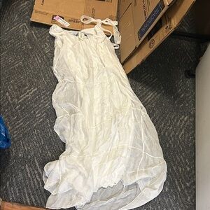 Tempo Paris White Maxi Dress. 30% silk. New with tags mrsp 168$. Made in Italy!